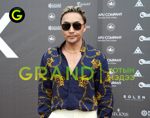 Ё.Мөнхдэмбэрэл шиг ганган бро байна уу?